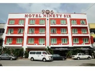 906 Hotel Melaka Raya